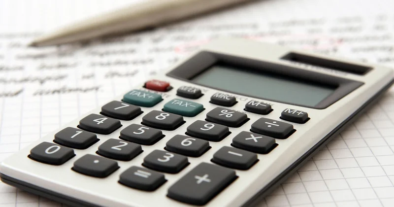 Les prestataires : qui facture quoi, et comment les faire baisser