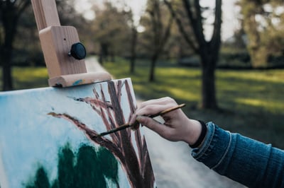 Comment peindre à tempera : guide complet et techniques faciles 2026