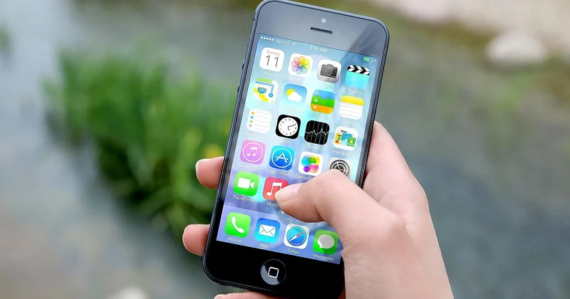 Comparer les canaux de contact