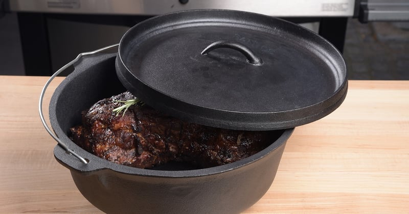 Cocotte Staub ou Le Creuset : laquelle choisir pour votre cuisine ?