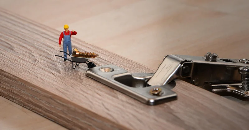 Forfait ou horaire : quel calcul faire selon votre meuble ?